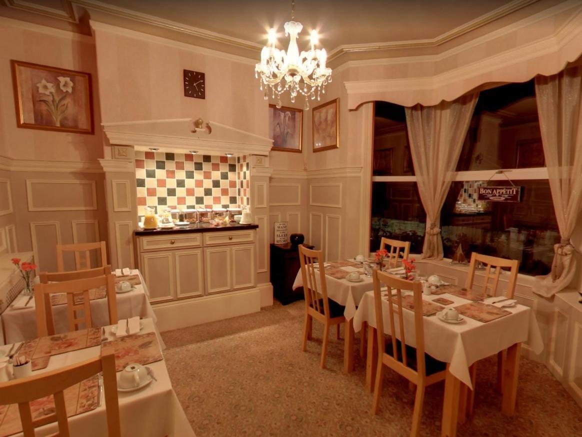 Athol House Bed and Breakfast Filey Eksteriør billede