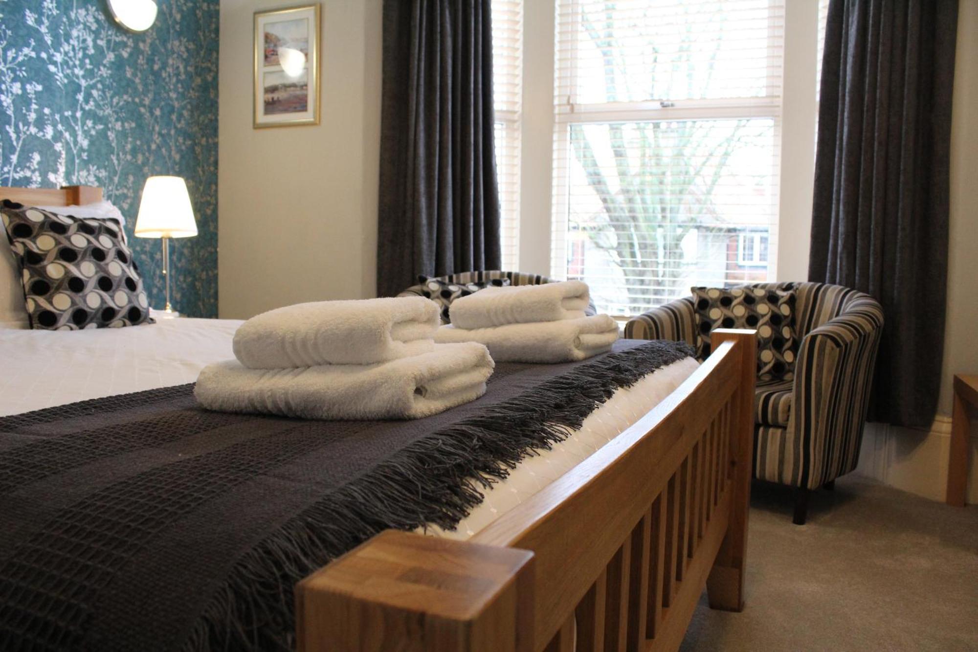 Athol House Bed and Breakfast Filey Eksteriør billede